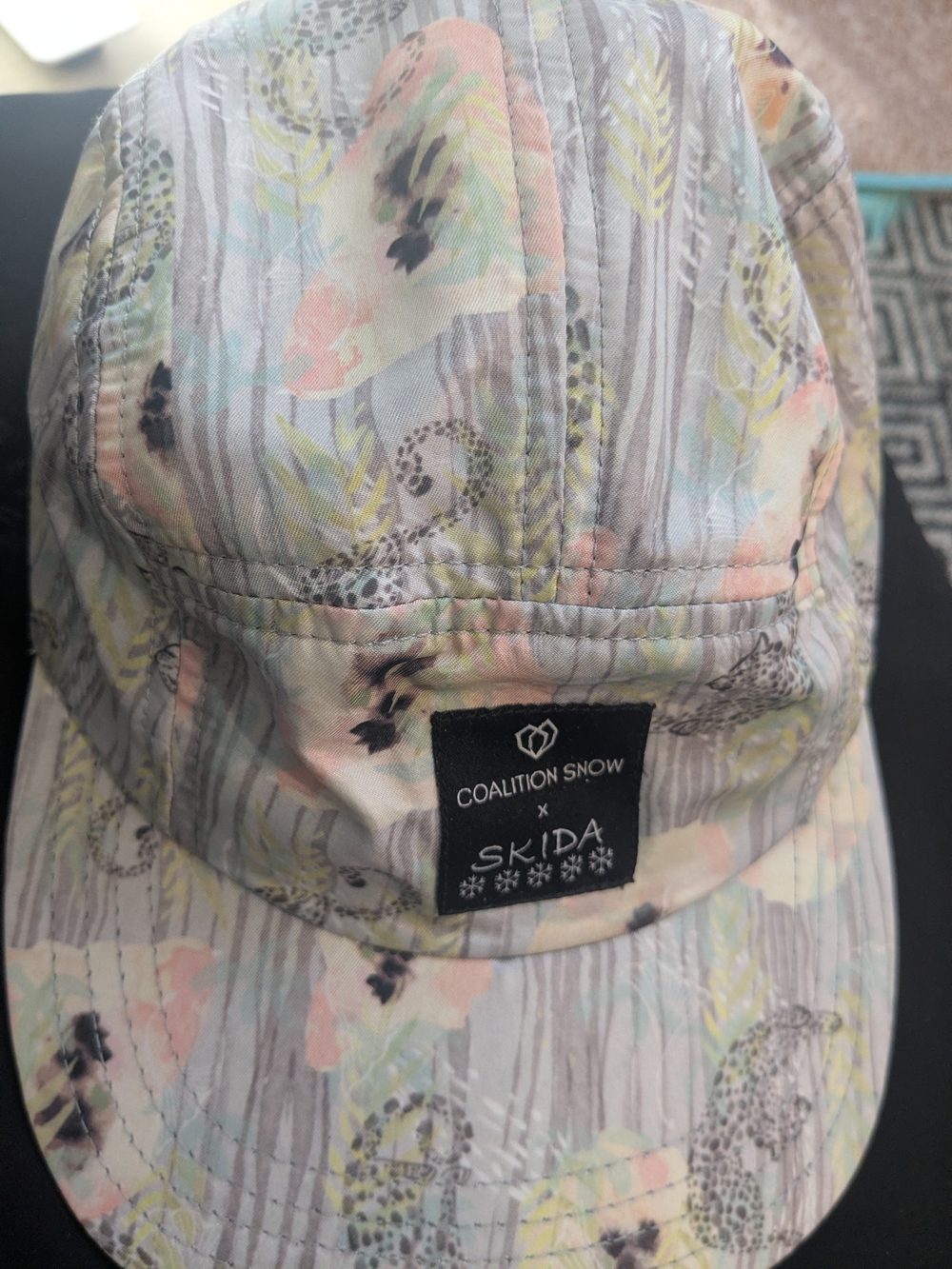 Skida Women's Pastel Floral Five-Panel Cap - Gray/Pastel